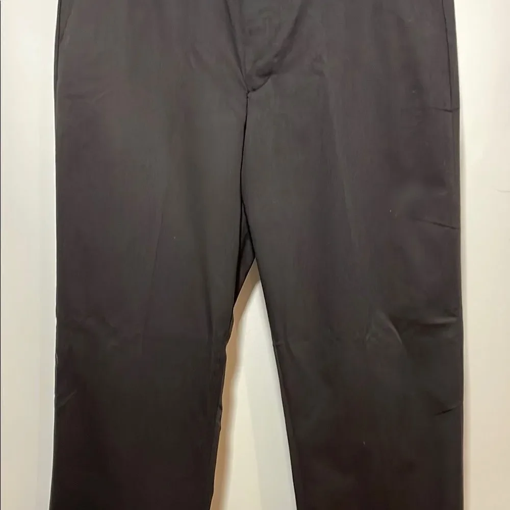 Black Dress Pants with Straight Leg and Smooth Fabric